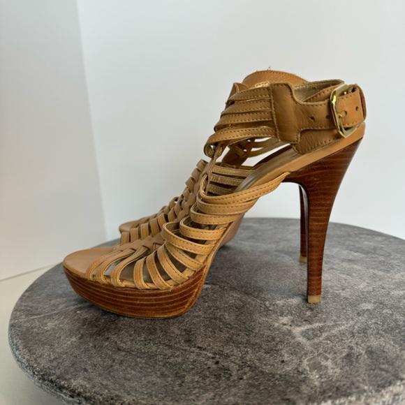 Stuart Weitzman Beige Leather Heels Sandals Stiletto 7.5 - Picture 3 of 11